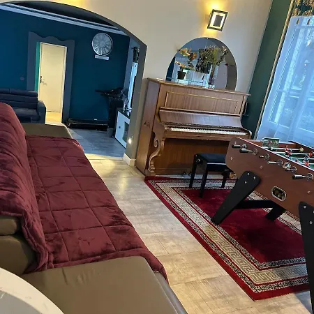 Villa Près De Paris Avec Sauna Et Piscine