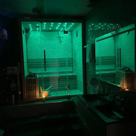 Villa Maxonale Près De Paris Avec Piscine Chauffée, Sauna Et Jacuzzi *