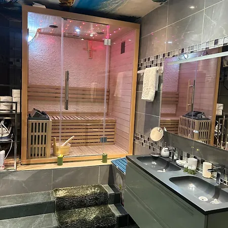 Villa Maxonale Près De Paris Avec Piscine Chauffée, Sauna Et Jacuzzi *