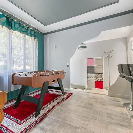 Villa Près De Paris Avec Sauna Et Piscine *