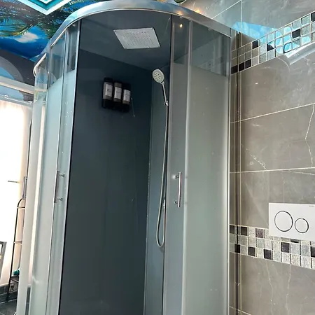 Maxonale Pres De Paris Avec Piscine Chauffee, Sauna Et Jacuzzi *