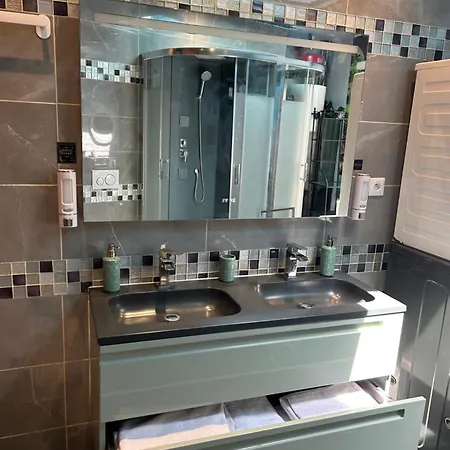 Villa Maxonale Près De Paris Avec Piscine Chauffée, Sauna Et Jacuzzi *